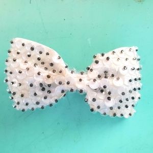 Eyeball hairbows